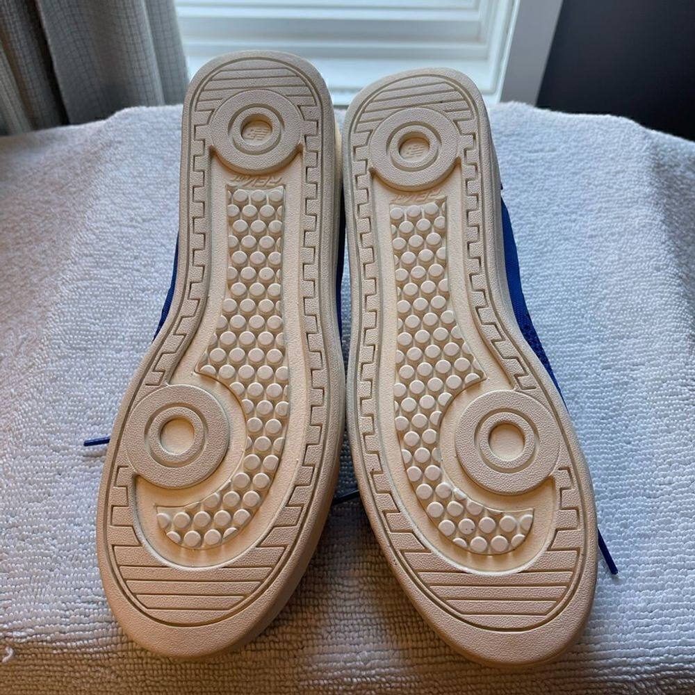 Never worn new balance nylon knit. - Picture 3 of 5